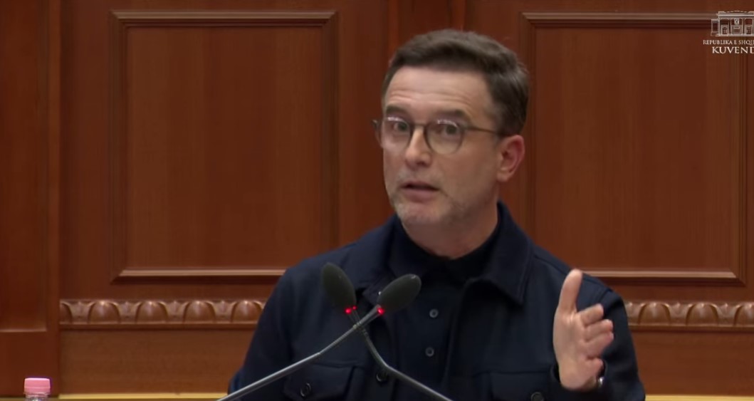 “Hajdutët sulmojnë skemën e ilaçeve”, Braçe paralajmëron ministrat: Kush nuk shpenzon buxhetin, të largohet