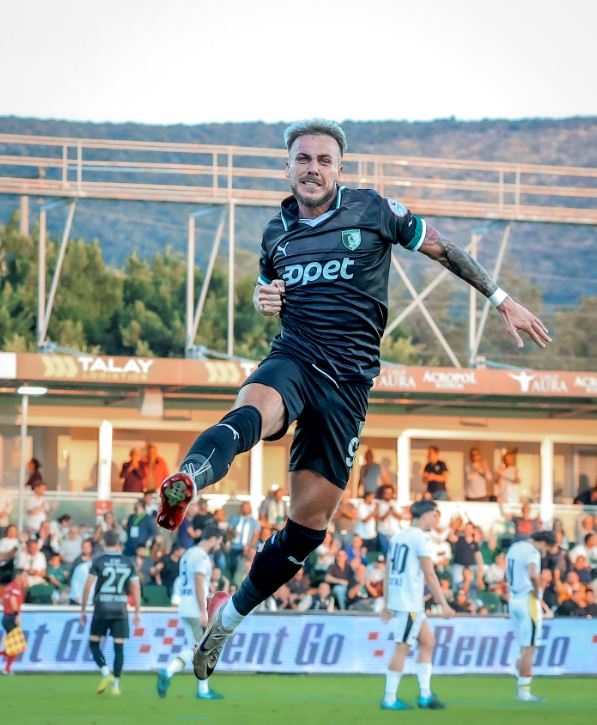 I harruar nga Sylvinho, Seferi realizon “dopietë”, notë e “frikshme” në Turqi (VIDEO)