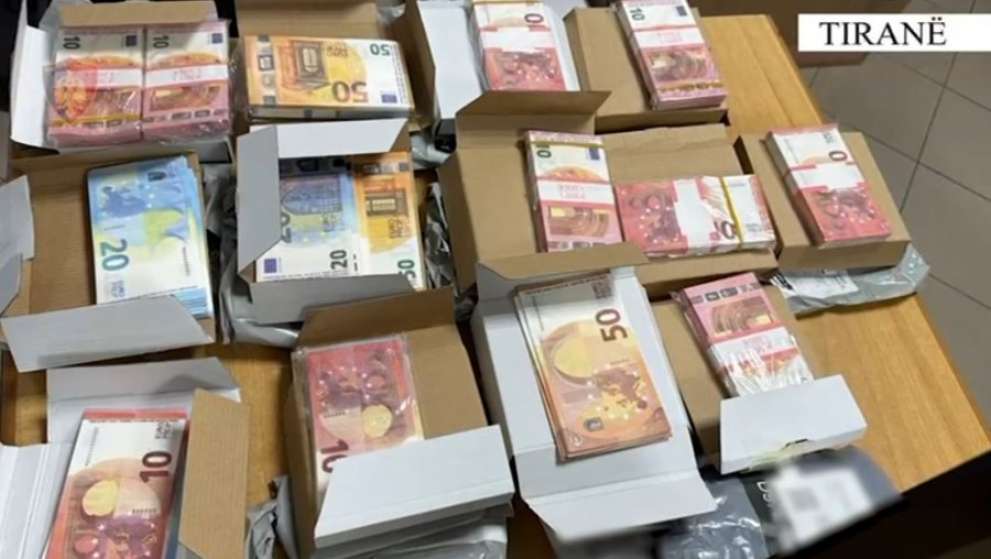 I shisnin në TikTok/ Zbulohet personi që porositi 18 mijë euro të falsifikuara, do t’i hidhte në qarkullim në Shkodër dhe…