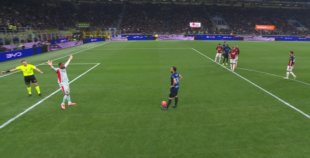 Inter ka “harruar” të fitojë, Milan fiton derbin e parë të sezonit falë fantastikut Maignan (video)