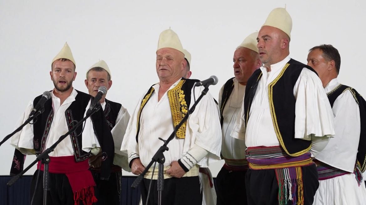 Isopolifonia 20 vite në UNESCO, program aktivitetesh në Gjirokastër, artistët popullorë: Do e trashëgojmë në breza