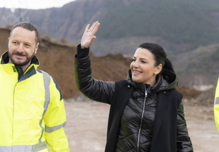 “Ja këndoj këngën, sma ndjen për asnjë”/ Dosja ‘flakë’ mes Ballukut dhe Berberit: E çoj ku duhet…