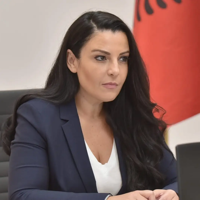 “Ja kur i hiqet mandati i deputetes”/ Masat e sigurisë ndaj Belinda Ballukut, sqaron gazetarja: Duhet të dorëzojë…