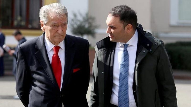 “Janë shpifje të qëllimshme”, Këlliçi: Do t’i ndjek në rrugë ligjore! Nuk jam pjesë e konflikteve të brendshme të asnjë partie