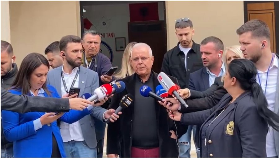 Kandidati Pavllo Shkarpa u bën thirrje beratasve për votim: Luftën e kam me shtetin, Berati ka nevojë për ndryshim