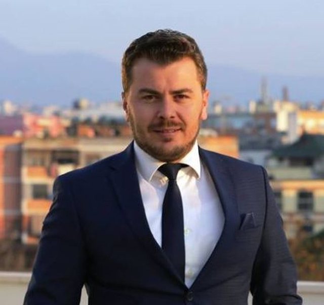 Kapri: Si të bashkëpunosh me kundërshtarin politik për të sulmuar partitë e reja opozitare?