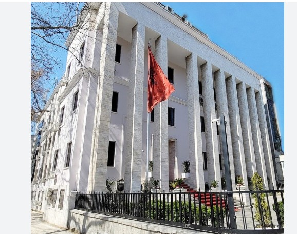 KED: Nuk ndikohemi nga asnjë formë presioni apo ndërhyrjeje