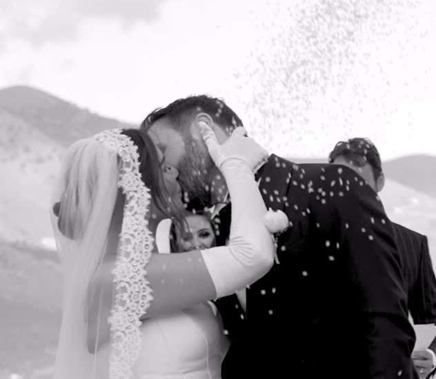 Këngëtarja shqiptare surprizon ndjekësit me lajmin e ëmbël të shtatzënisë