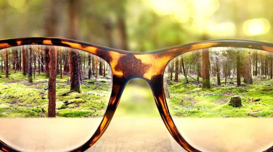 Keni shikim të turbullt nga qëndrimi i gjatë para ekraneve? Ja çfarë duhet të bëni sipas ekspertëve