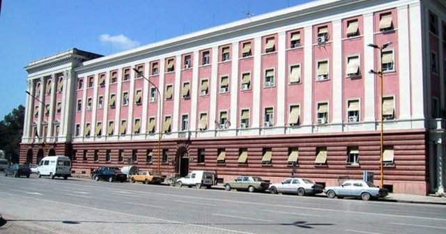 Konferenca e Kryetarëve mblidhet për kërkesat e PD-së/ Diskutohet projektbuxheti i vitit 2026