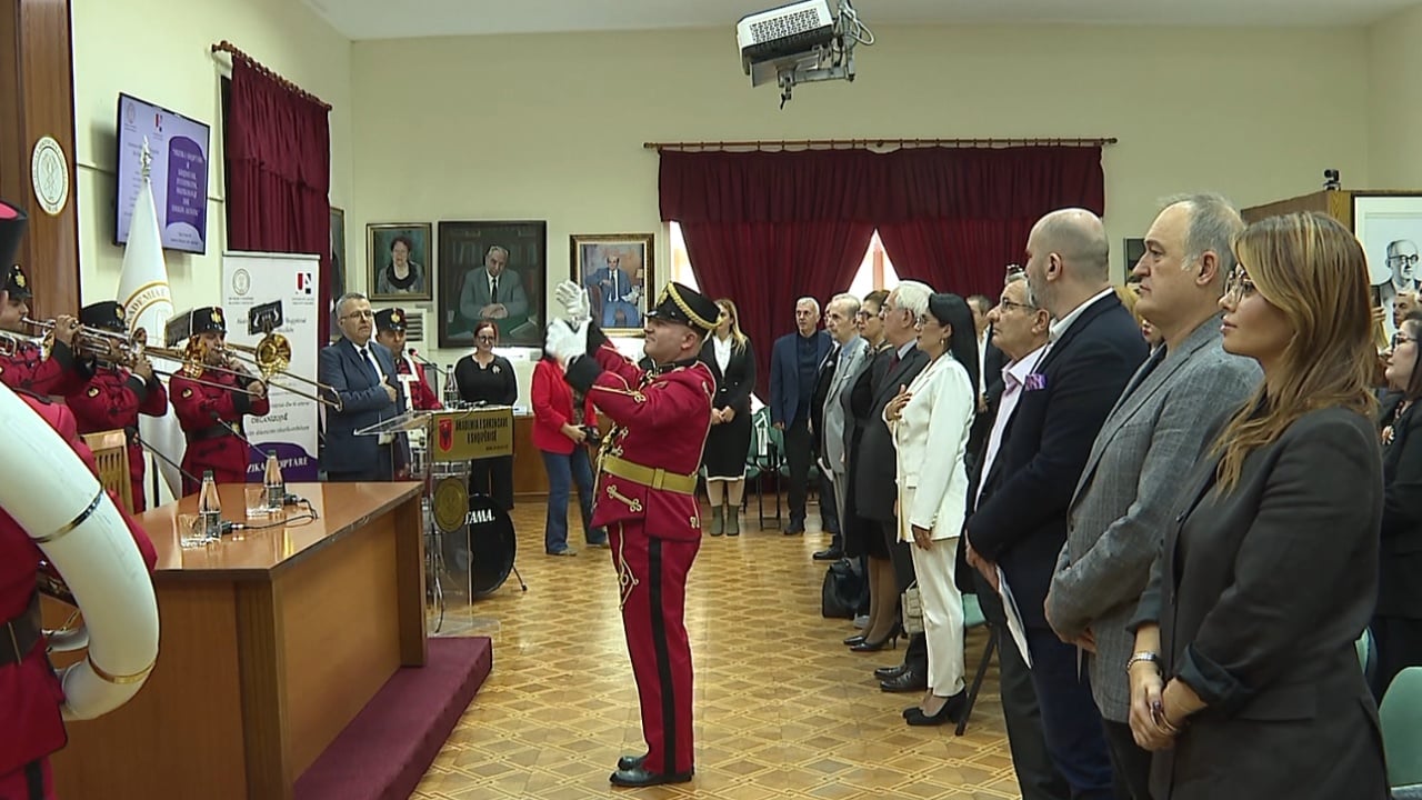 Konferencë shkencore për muzikën/ Edukimi dhe e drejta e autorit në fokus të diskutimit në Akademinë e Shkencave