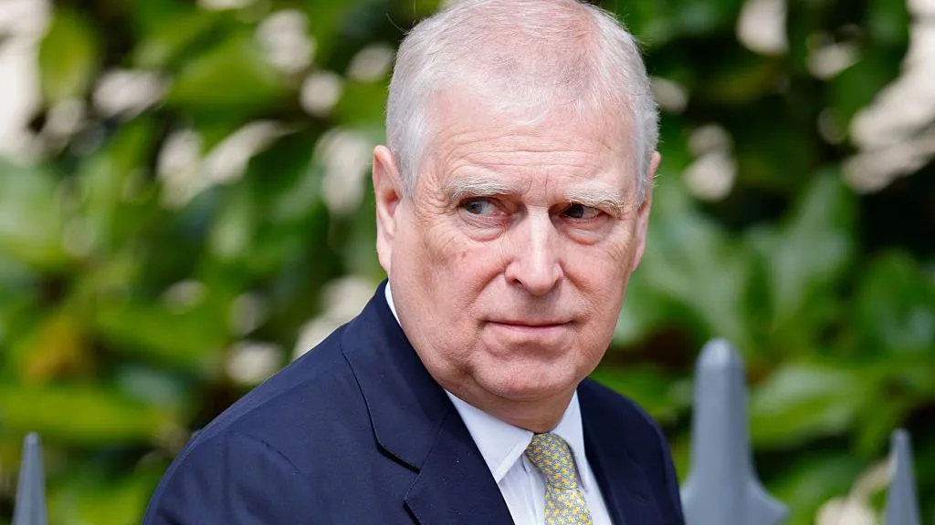 Kongresmenët amerikanë kërkojnë që Andrew të dëshmojë lidhur me dosjen Epstein