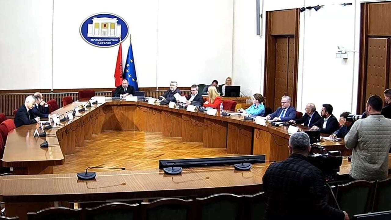 Konstituimi i Komisionit të Reformës Territoriale, PD pas mungesës në seancën e parë: Ishim në Komisionin e Ekonomisë