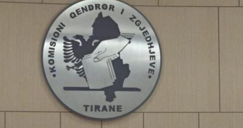 KQZ nis numërimin/ A vodhën numëruesit më 11 maj?