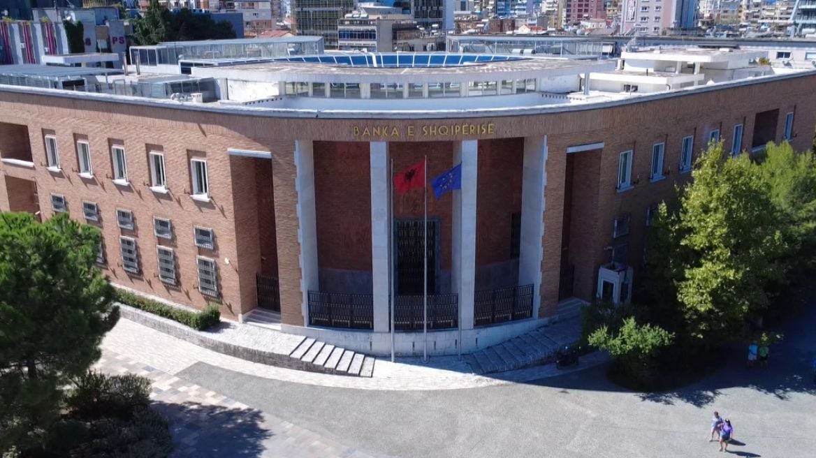 “Kreditimi po nxit ekonominë”, kreu i departamentit të politikës monetare: Inflacioni nën kontroll, rritja ekonomike zgjerim me 3.6%