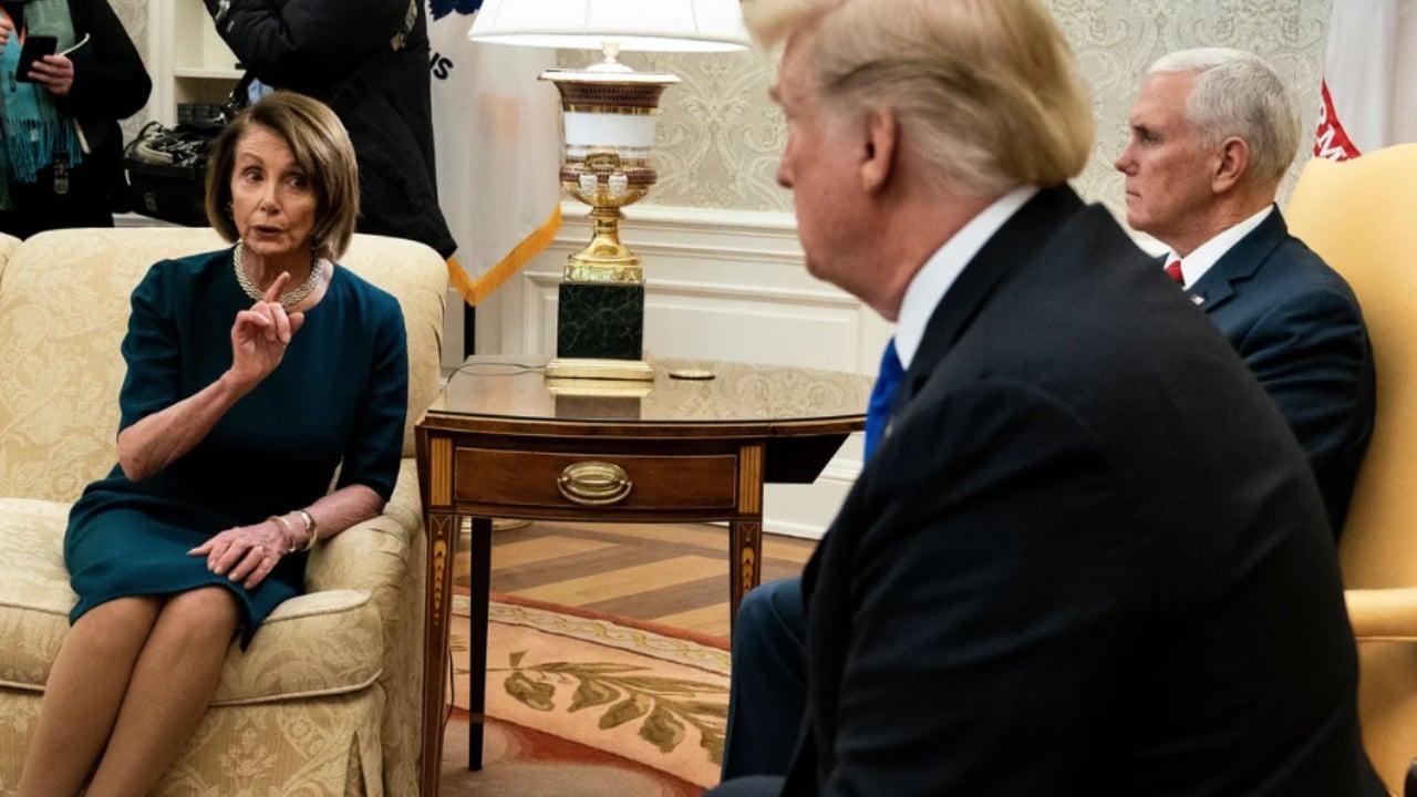 “Krijesa më e ligë në tokë”/ Nancy Pelosi sulmon ashpër Presidentin Trump: Ka minuar themelet e demokracisë amerikane