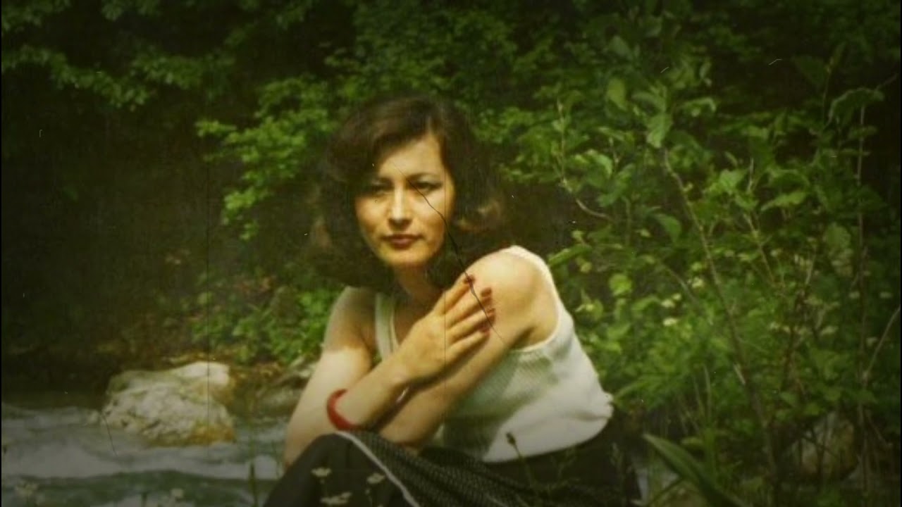 “Kur e përcolla Ylberin, ktheva hyna n’odë”/Dëgjojeni të kënduar nga Nazmije Hoxha (teksti dhe video)