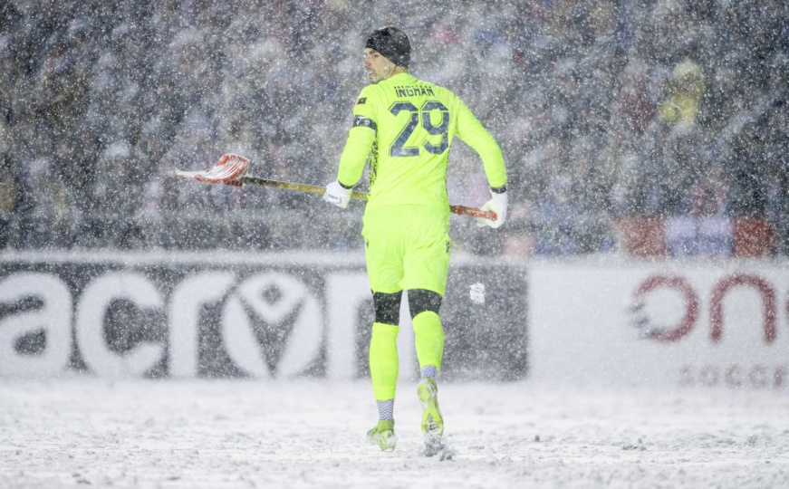 Kur kampioni vendoset nën dëborë