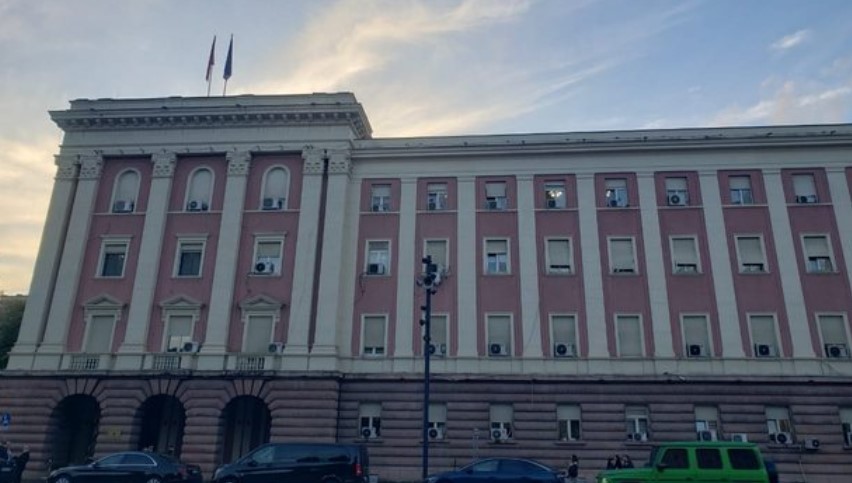 Kuvend/ Sot dita më e ‘nxehtë’ për buxhetin 2026, ja çfarë pritet të ndodhë në komisione