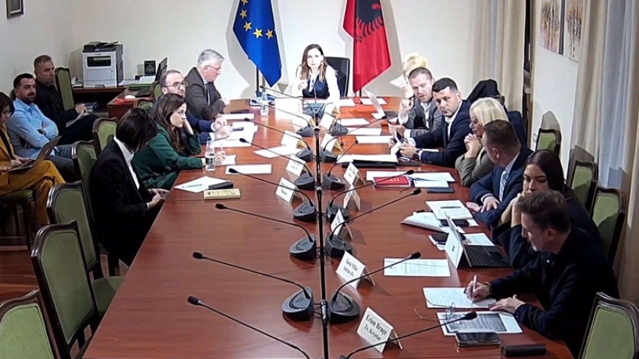 Kuvendi në krah të minatorëve, deputetët e PD e të PS kërkuan mbështetjen dhe verifikimin e kushteve të punës