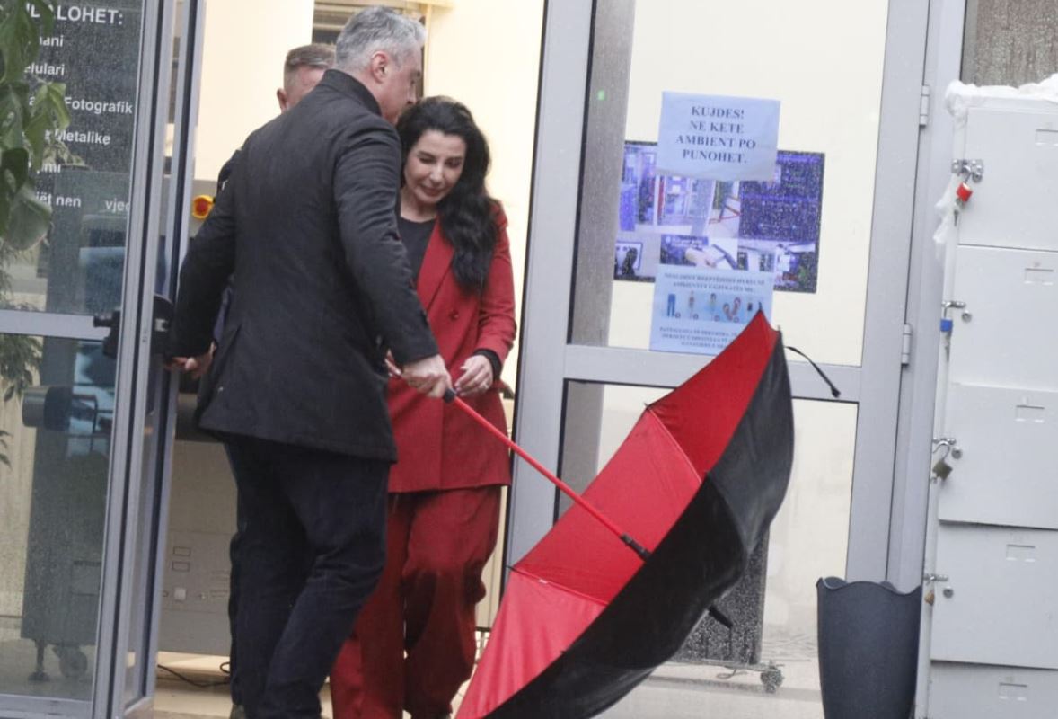 La në fuqi pezullimin e Ballukut nga posti i zv.kryeministres dhe ministres së Infrastruktures, GJKKO zbardh vendimin