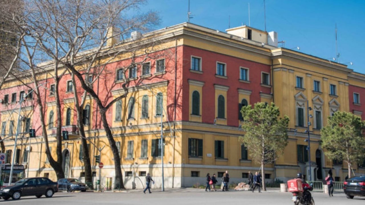 Lëvizje në qeveri, emërime të reja në disa ministri