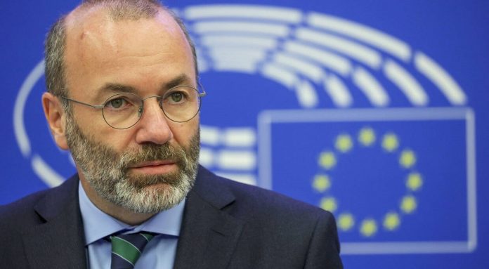 Ligjvënësi më i lartë i BE-së, Manfred Weber: Sirianët duhet të kthehen në shtëpi