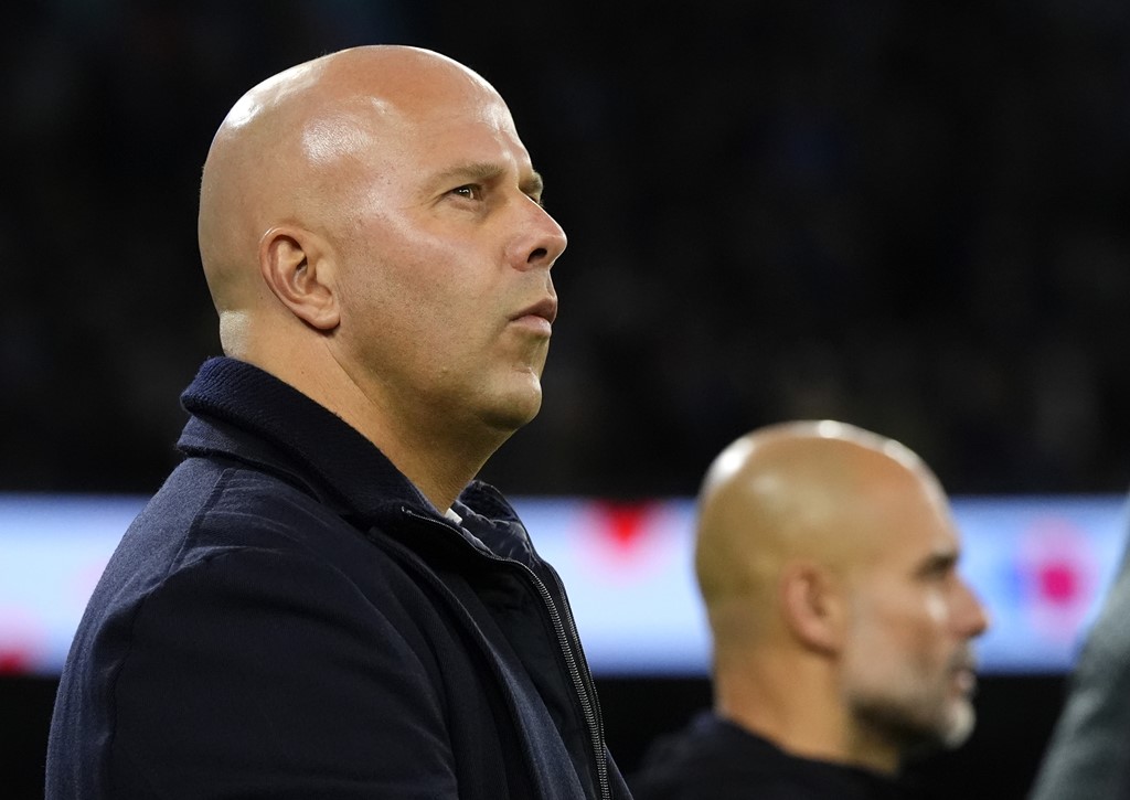 Liverpool me shumë mungesa, Slot: Tani nuk mendoj dot për titullin, të shohim në gjysmë të sezonit