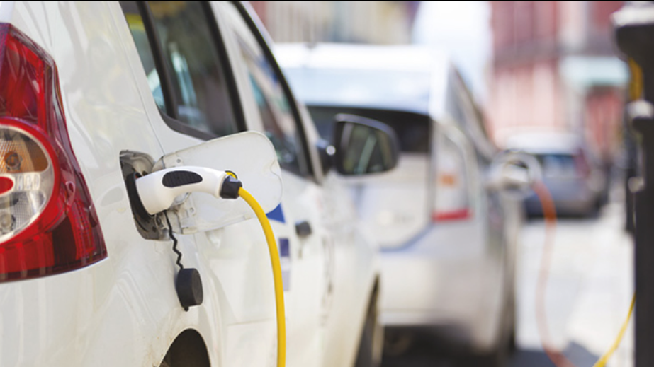 Makinat elektrike, DPSHTRR: 42.4% e autoveturave janë me zero kilometra