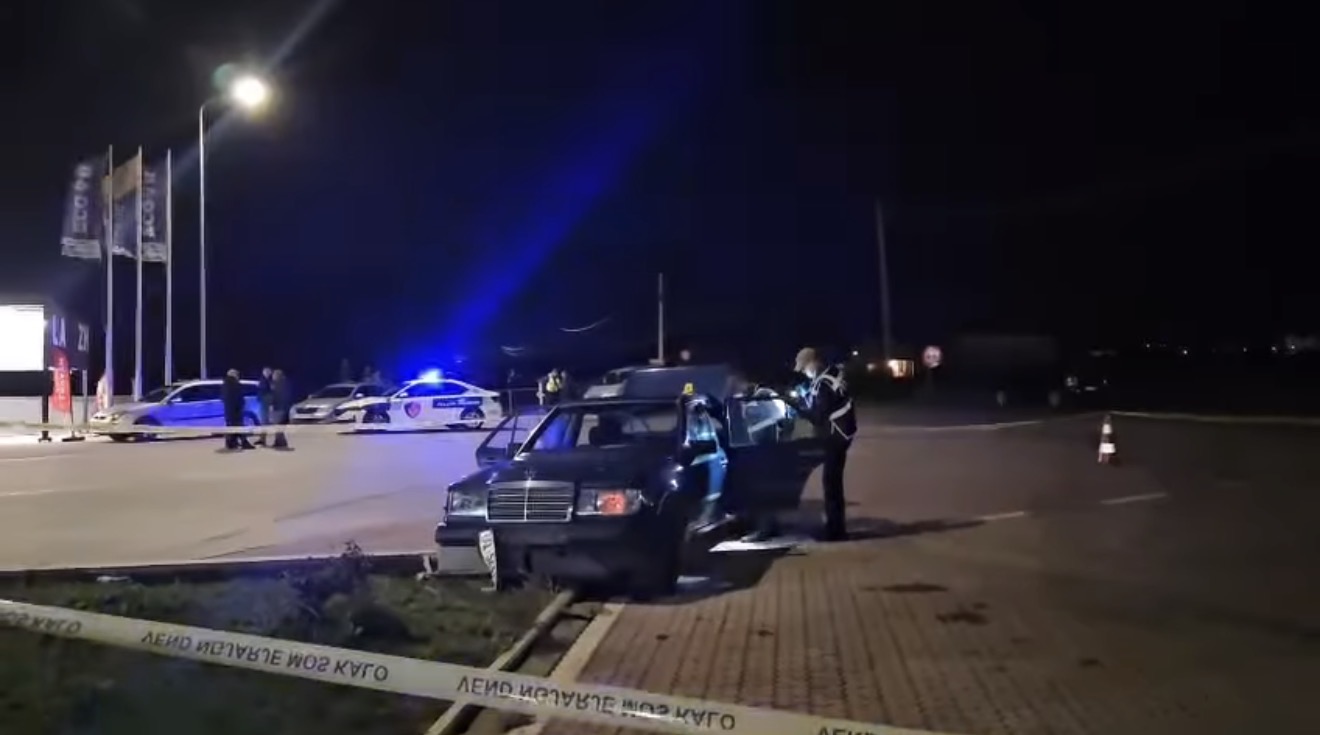 Malësi e Madhe/ Kanosën me pistoletë dhe goditën me sende të forta një 42-vjeçar pas një konflikti; arrestohen dy vëllezër, në kërkim 34-vjeçari. Sekuestrohet armë zjarri dhe 4 automjete