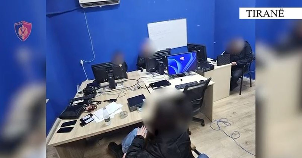 Mashtronin të huajt për të investuar në bursa fiktive, arrestohen 3 të rinj në Tiranë
