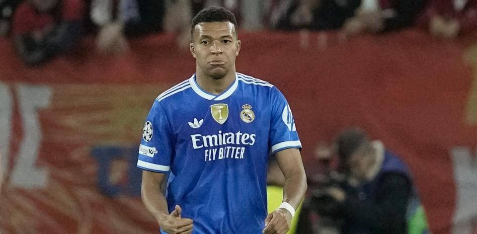 Mbappé kundër gazetarit: Mendoj se është një pyetje e keqe, pa dashur të të ofendoj