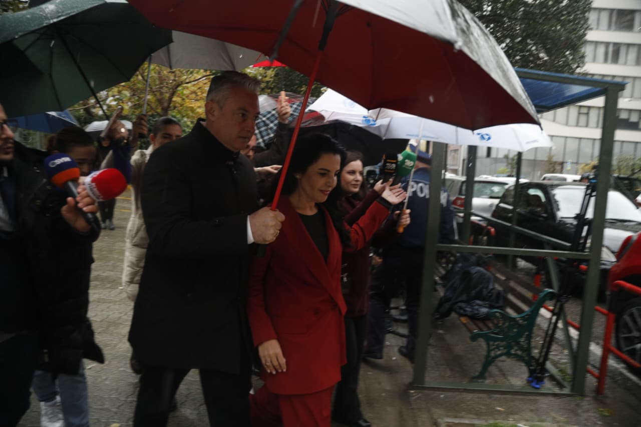 Mbaron seanca, gjykata nuk ndryshon masën për Ballukun, kreun e ARRSH dhe KESH