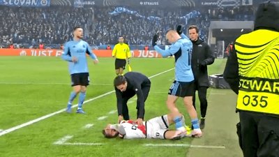 Mbrojtësi i Shqipërisë tremb të dyja skuadrat dhe tifozët, rrëzohet shumë keq në fushë dhe zëvendësohet direkt (video)