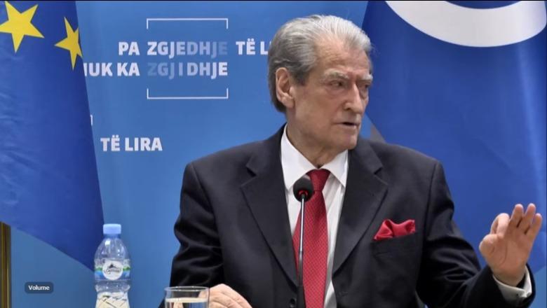 Mbyllja e Kuvendit pa diskutime, Berisha: Ne nuk bëhemi vegla të tyre, Balla është njeriu më i keqpërdorur