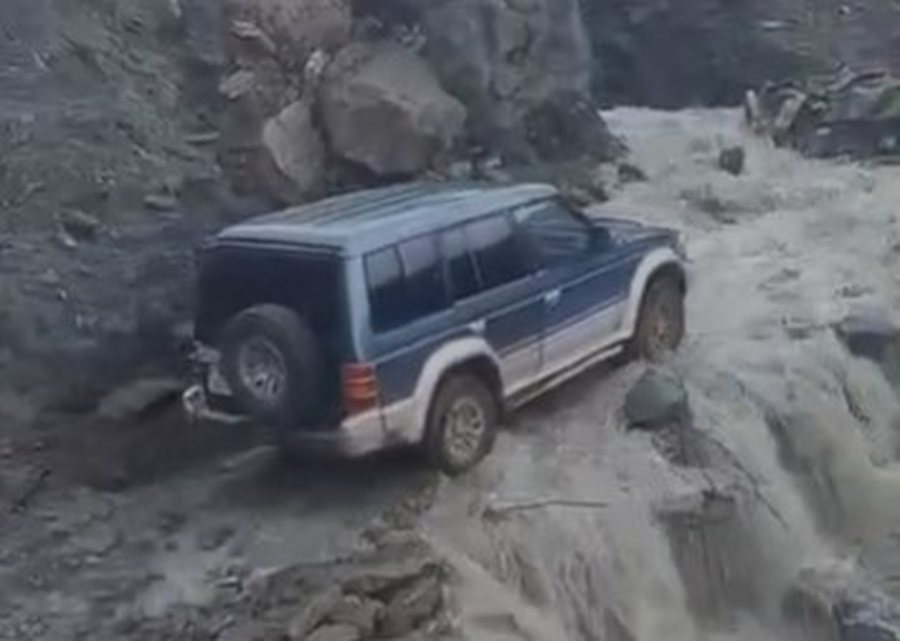 Me dhjetëra familje të bllokuara në juglindje nga moti i keq