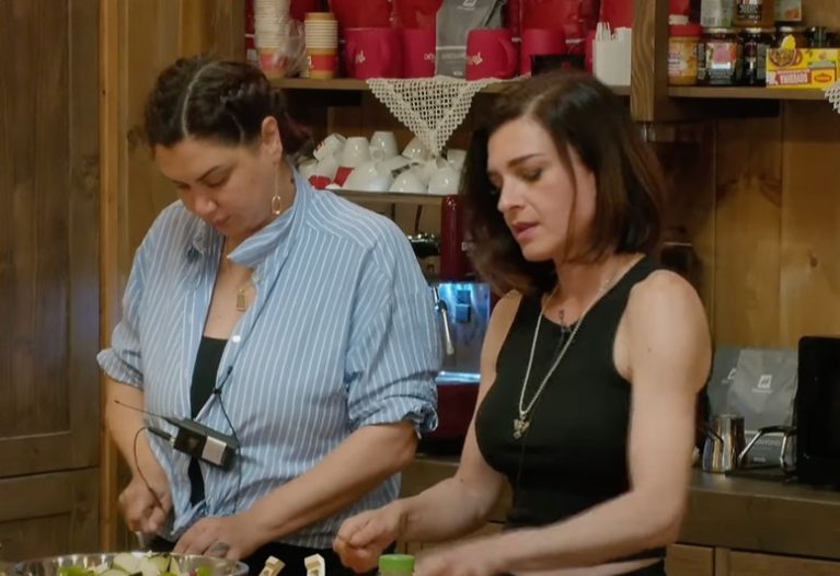 “Me krushkën time”, Elsa Lila dhe Çiljeta, miqësia nga “Ferma VIP” që vazhdon edhe pas spektaklit