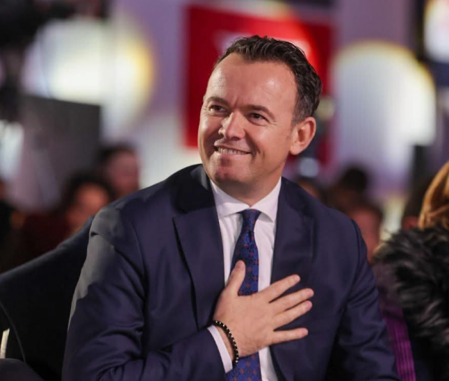 ‘Me përulësi faleminderit Mitrovicë’/ Faton Peci siguron mbi 53% të votave