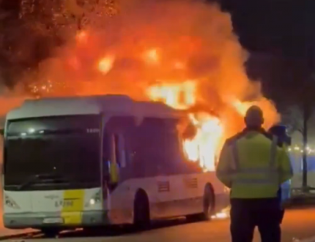 Merr flakë autobusi që po transportonte tifozët e Barcelonës për ndeshjen e Championsit