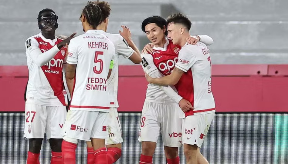 Monaco befason PSG-në dhe e bën garën për titull në Ligue 1 shumë interesante (video)