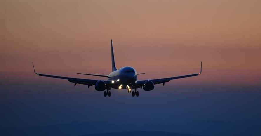 Moti i keq në Barcelonë, aeroporti anulon dhjetëra fluturime