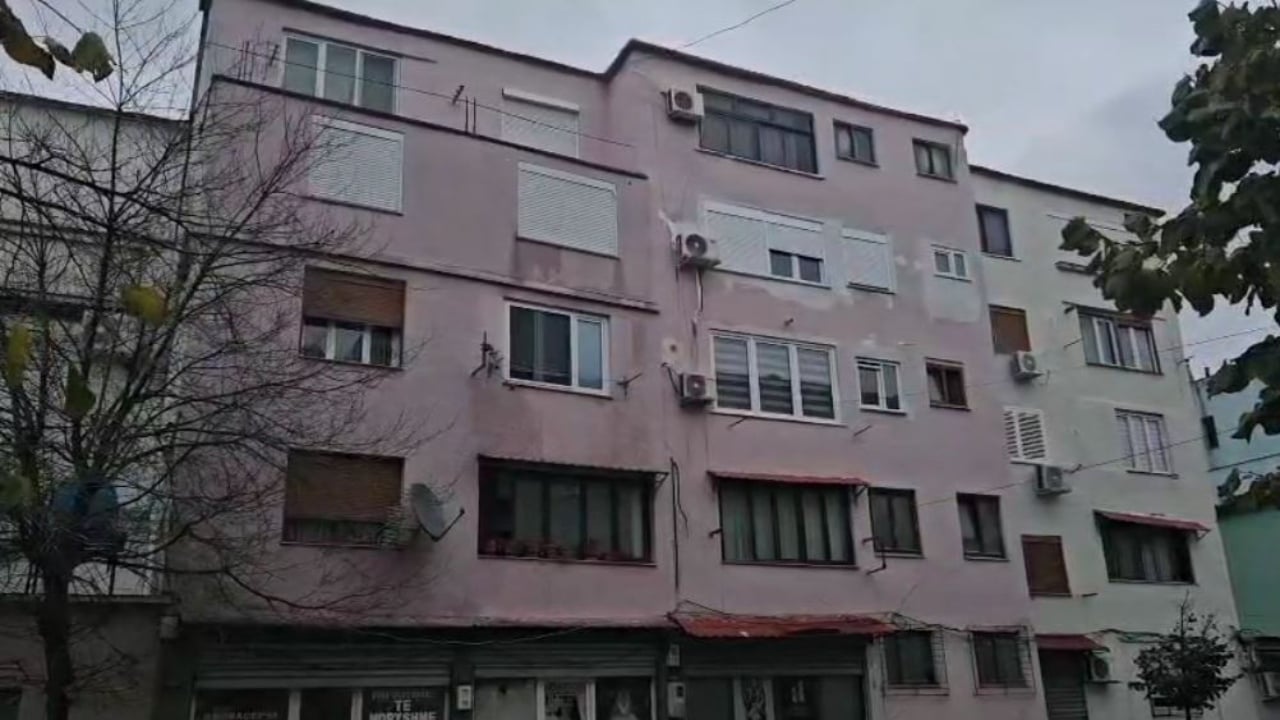 Moti i keq shkakton ndërprerje të energjisë elektrike në Kukës, rënie gurësh dhe dherash në disa segmente rrugore