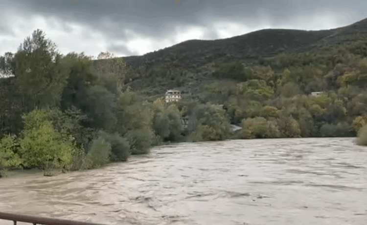 Moti i keq, si paraqitet situata në 12 qarqet e vendit