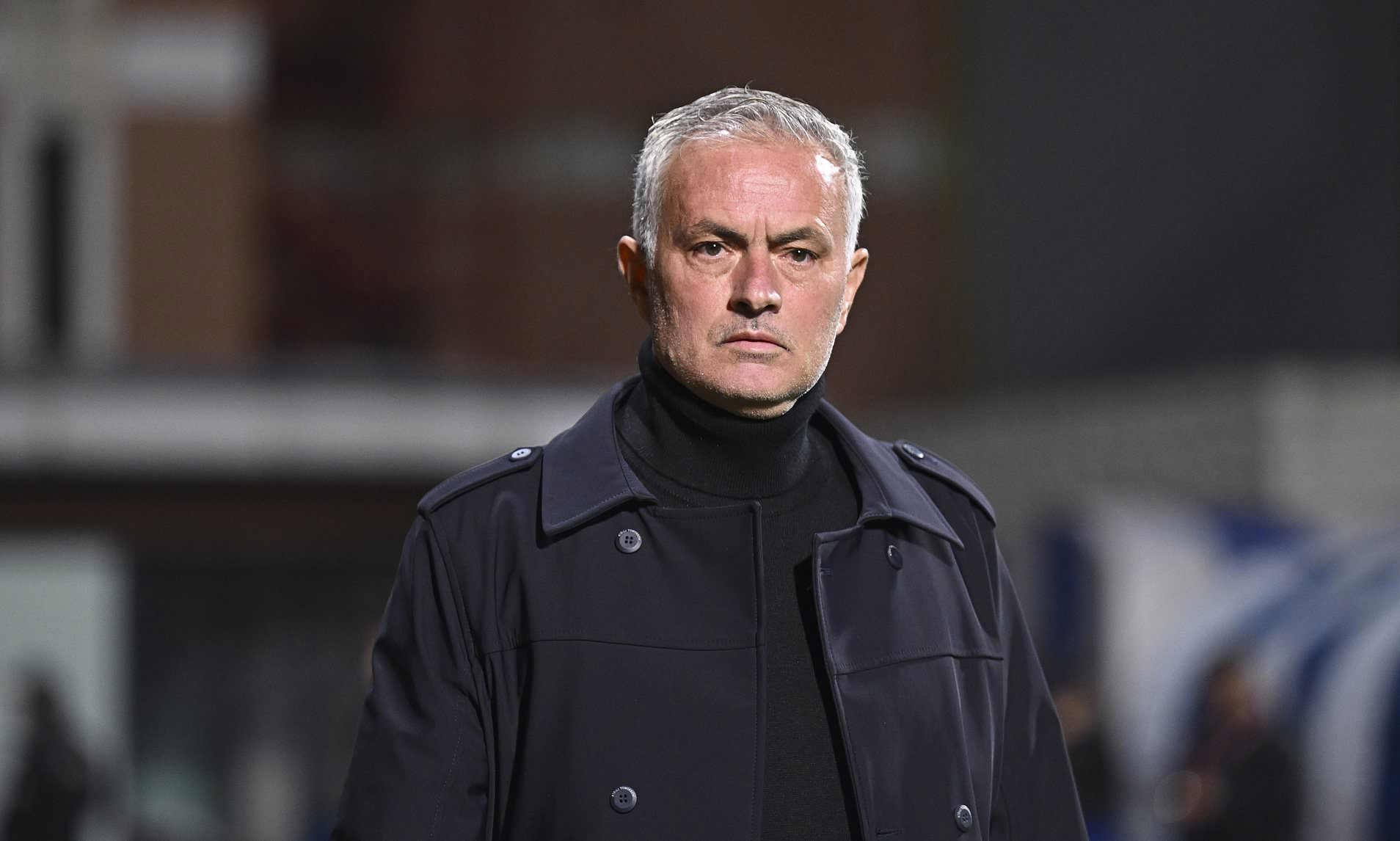 Mourinho hedh sytë nga Gjermania, kërkon mbrojtësin portugez