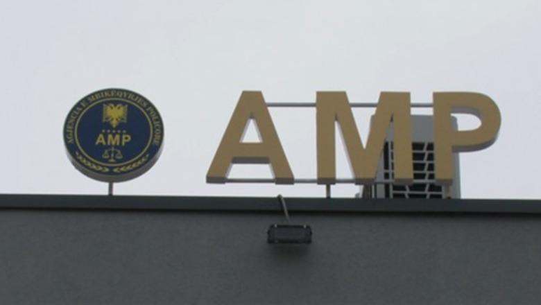 “Na jep 20 mijë euro dhe…”/ AMP arreston ish-gardistin dhe bashkëpunëtorin e tij, ja akuzat me të cilat përballen