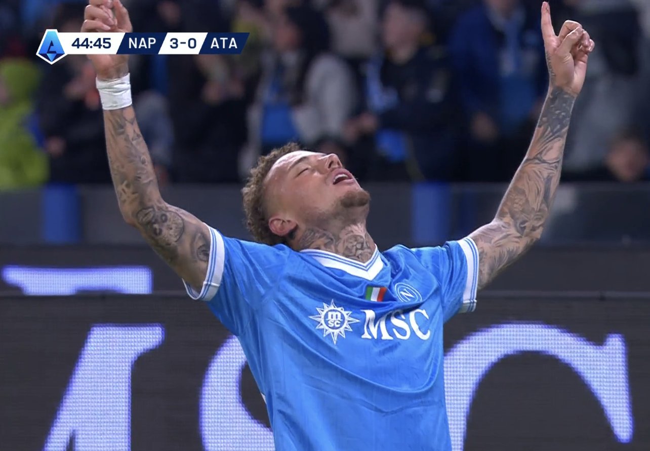 Napolit i ka bërë mirë pushimi, bind ndaj Atalantës në pjesën e parë. Shkëlqen David Neres (video)
