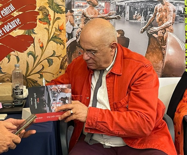 Ndahen çmimet e Panairit të 28-të të Librit, Artan Fuga fiton ‘Autori më i mirë i vitit’ për romanin Ndëshkimi i dytë i Evës