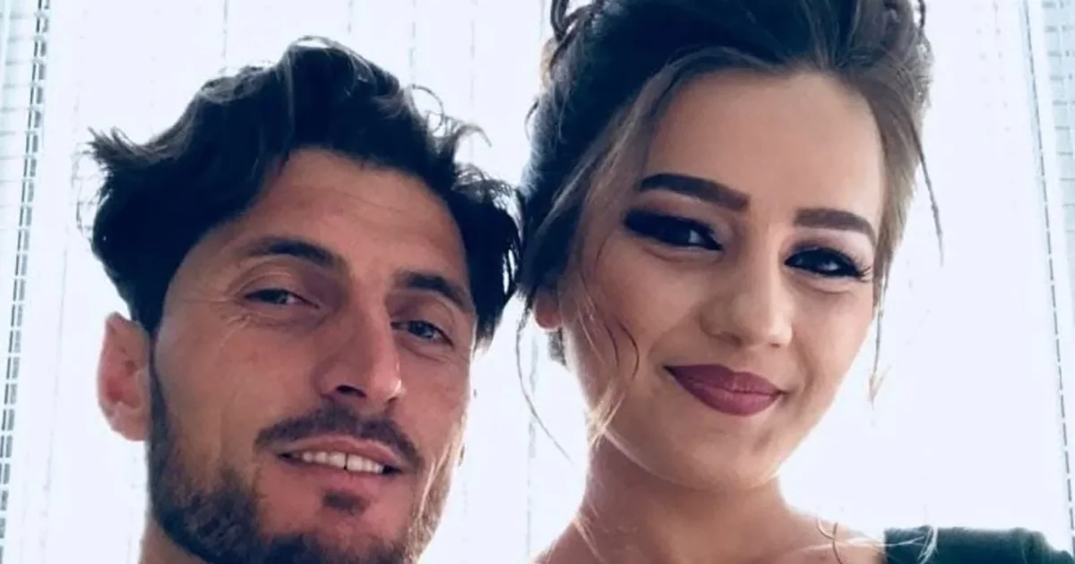 “Ndahet” familja! Nëna e tre fëmijëve bëhet gruaja e parë e deportuar në Shqipëri, kërkohet dënimi me burg