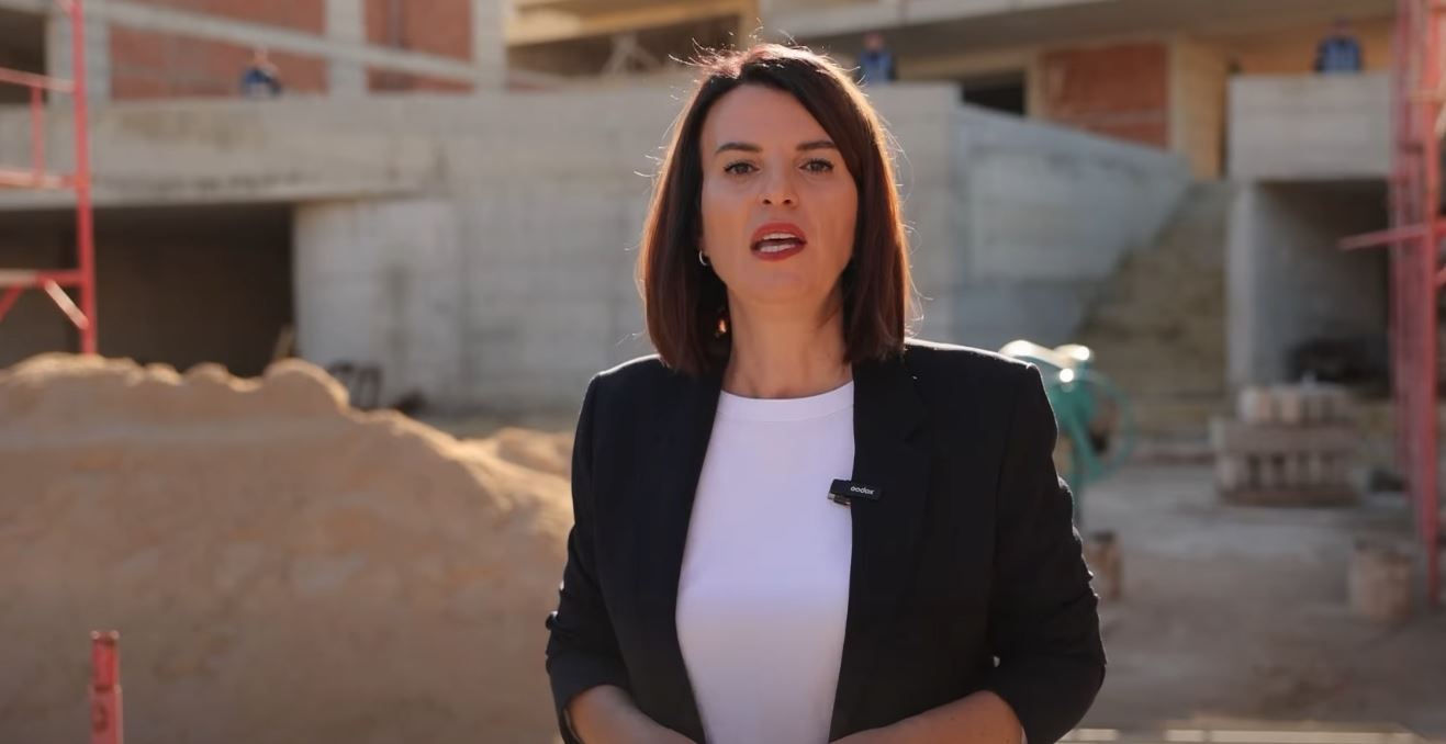 Ndërtimet pa leje/ Koçiu: Ligji është i barabartë për të gjithë. Ndërtuesit abuzues do përballen me gjoba e ndjekje penale