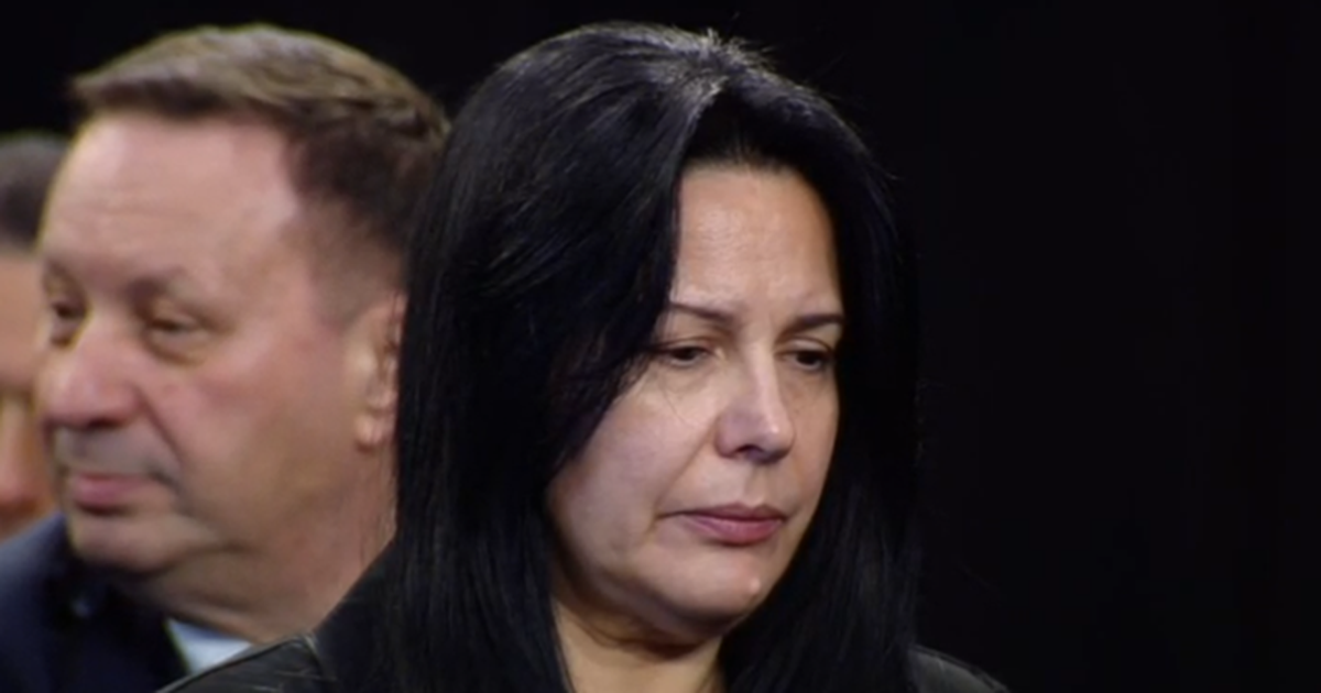 Në nderim të Fatos Nanos, të pranishme Xhoana dhe ish-bashkëshortja Rexhina